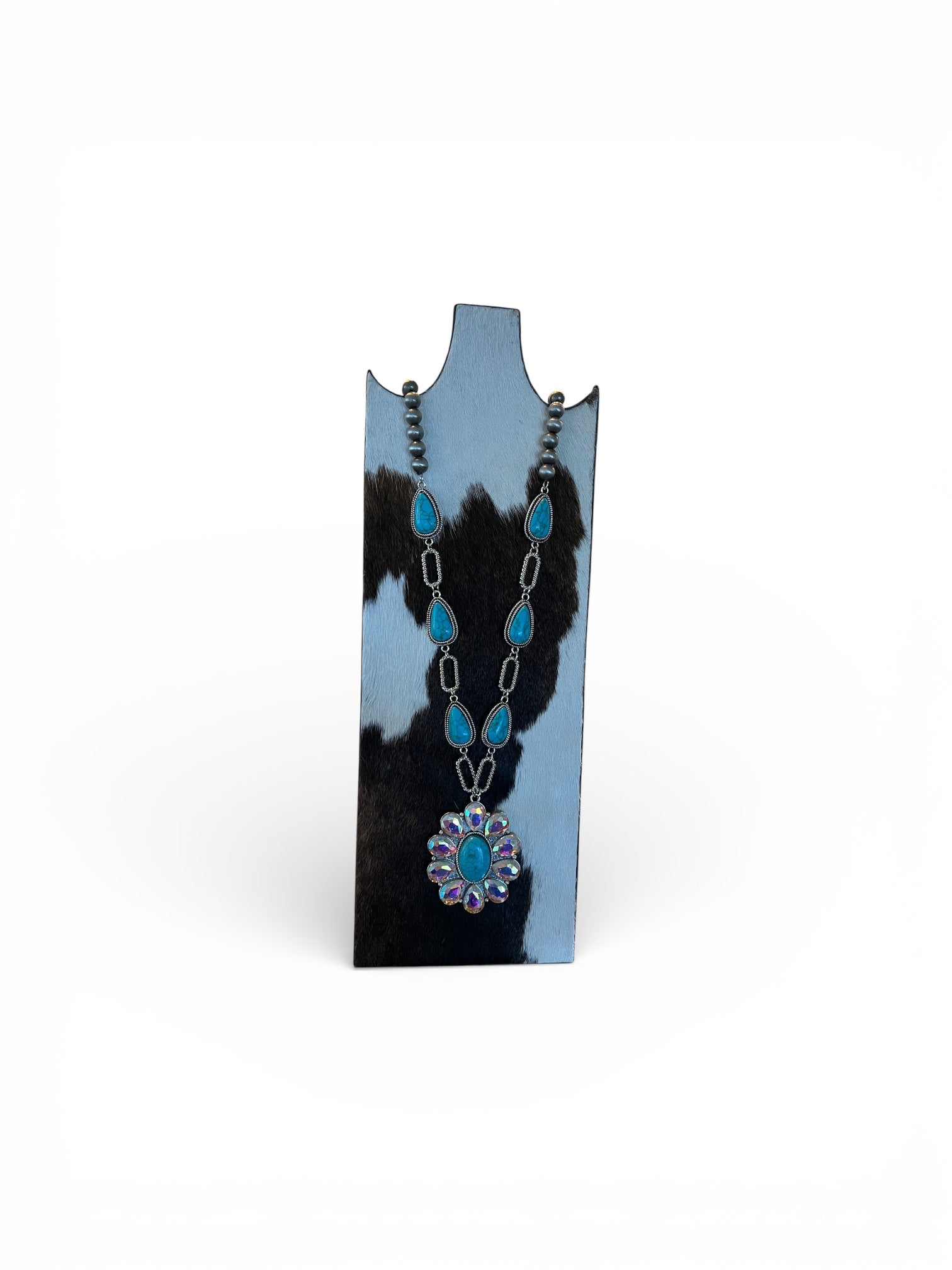 Flower and TQ Necklace Set